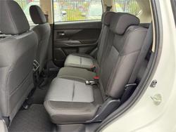 2021 MITSUBISHI OUTLANDER ES 7 SEAT (2WD)