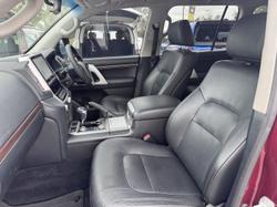 2017 Toyota Landcruiser VX