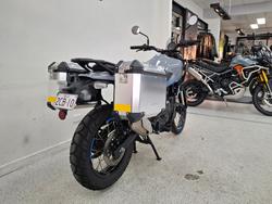 2024 Royal Enfield HIMALAYAN 450 Blue