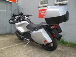 2013 Triumph TROPHY SE SILVER