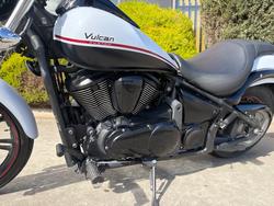 2012 Kawasaki VULCAN 900 CUSTOM White