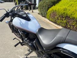 2012 Kawasaki VULCAN 900 CUSTOM White