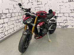 2024 Triumph Speed Triple RS 1200 Speed Triple Red
