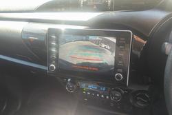 2024 Toyota Hilux SR 48V