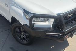 2024 Toyota Hilux SR 48V