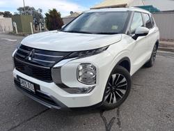 2025 Mitsubishi Outlander LS