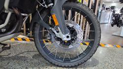 2025 BMW Motorrad F 900 GS ADVENTURE RIDE PRO LIGHT WHITE