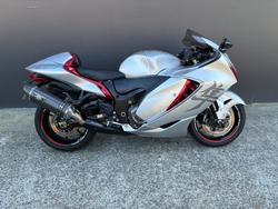 Suzuki GSX1300RR (hayabusa)