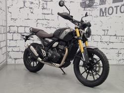 Triumph Scrambler 400 X
