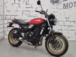 Kawasaki Z650RS (lams)