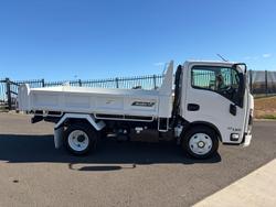 2026 Isuzu N Series NKR 62/45-150 DT D25 Tipper