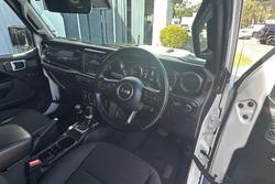 2022 Jeep Wrangler Unlimited Night Eagle