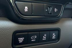 2024 Kia Carnival GT-Line