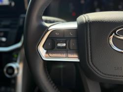 2025 Toyota Landcruiser GX