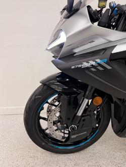 2025 CFMOTO 2025 CF Moto 675CC 675SR-R ABS Road Black