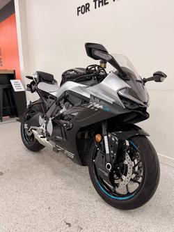 2025 CFMOTO 2025 CF Moto 675CC 675SR-R ABS Road Black