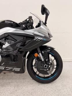 2025 CFMOTO 2025 CF Moto 675CC 675SR-R ABS Road Black