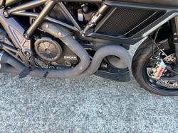 2015 Ducati DIAVEL BLACK