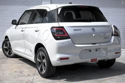 2026 Suzuki Swift Hybrid GLX UZ Pure White