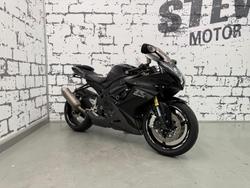 Suzuki GSX-R750