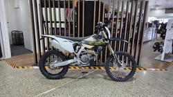 Triumph TF 250-E