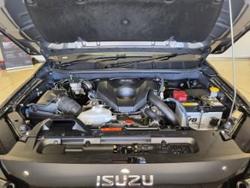 2026 Isuzu MU-X LS-T