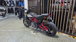 2022 Indian FTR R 1200 CARBON Black