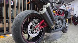 2022 Indian FTR R 1200 CARBON Black