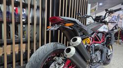 2022 Indian FTR R 1200 CARBON Black