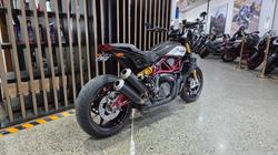 2022 Indian FTR R 1200 CARBON Black