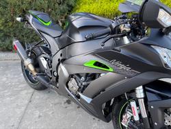 2018 Kawasaki NINJA ZX-10R SE Black