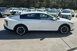 2025 Kia K4 Sport