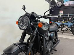 2017 Triumph BONNEVILLE T100 Black