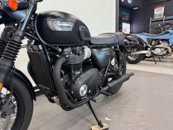 2017 Triumph BONNEVILLE T100 Black