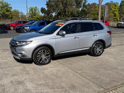 2015 MITSUBISHI OUTLANDER EXCEED (4x4)