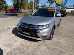 2015 MITSUBISHI OUTLANDER EXCEED (4x4)