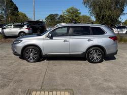 2015 MITSUBISHI OUTLANDER EXCEED (4x4)