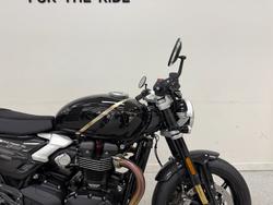 2026 Triumph SPEED TWIN 1200 CAFE RACER