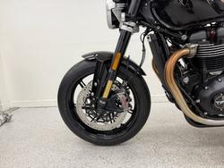 2026 Triumph SPEED TWIN 1200 CAFE RACER