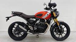 Triumph Scrambler 400 XC