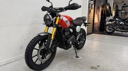 2026 Triumph SCRAMBLER 400 XC