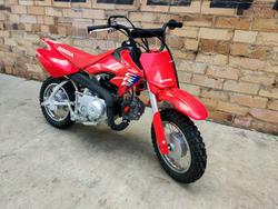 2027 HONDA CRF50F MINI BIKE RED