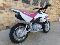 2027 HONDA CRF50F MINI BIKE WHITE