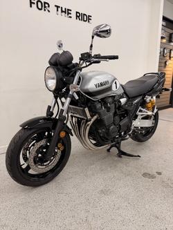 2015 YAMAHA XJR1300 Silver