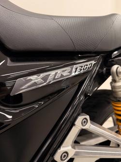 2015 YAMAHA XJR1300 Silver