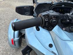2021 BRP SPYDER F3 LIMITED (SE6) SILVER