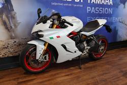 2017 Ducati SUPERSPORT S WHITE