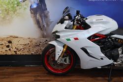 2017 Ducati SUPERSPORT S WHITE