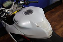 2017 Ducati SUPERSPORT S WHITE
