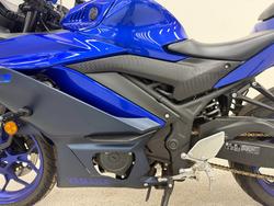 2022 YAMAHA YZF-R3 Blue
